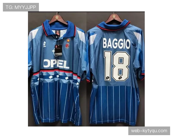 AC米兰体系下马尔蒂尼与卡纳瓦罗防线协同机制的分化根源