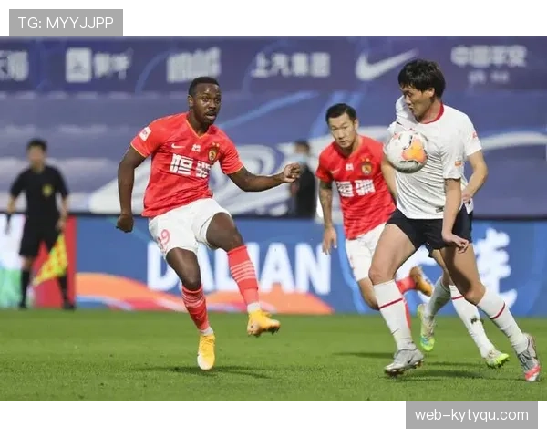 曹圭成进攻端表现稳健，比赛影响力持续提升的机制与上限分析