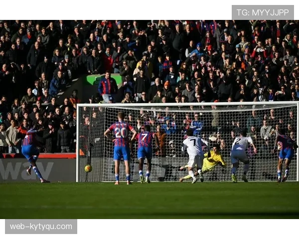 点球重罚规则拆解：哪些情况会导致重罚出现？